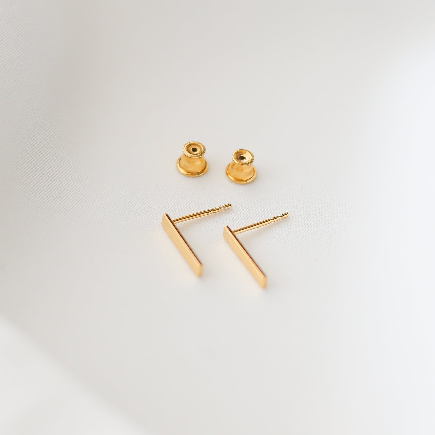 Simple Bar Earrings - 24k Gold Vermeil - Vinci Woman