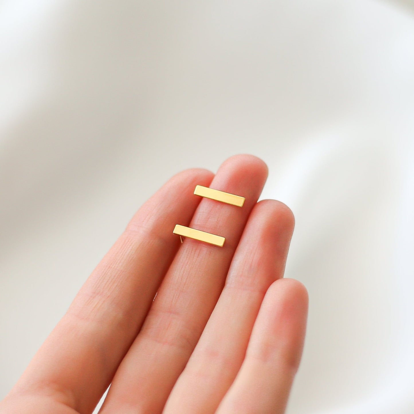 Simple Bar Earrings - 24k Gold Vermeil - Vinci Woman
