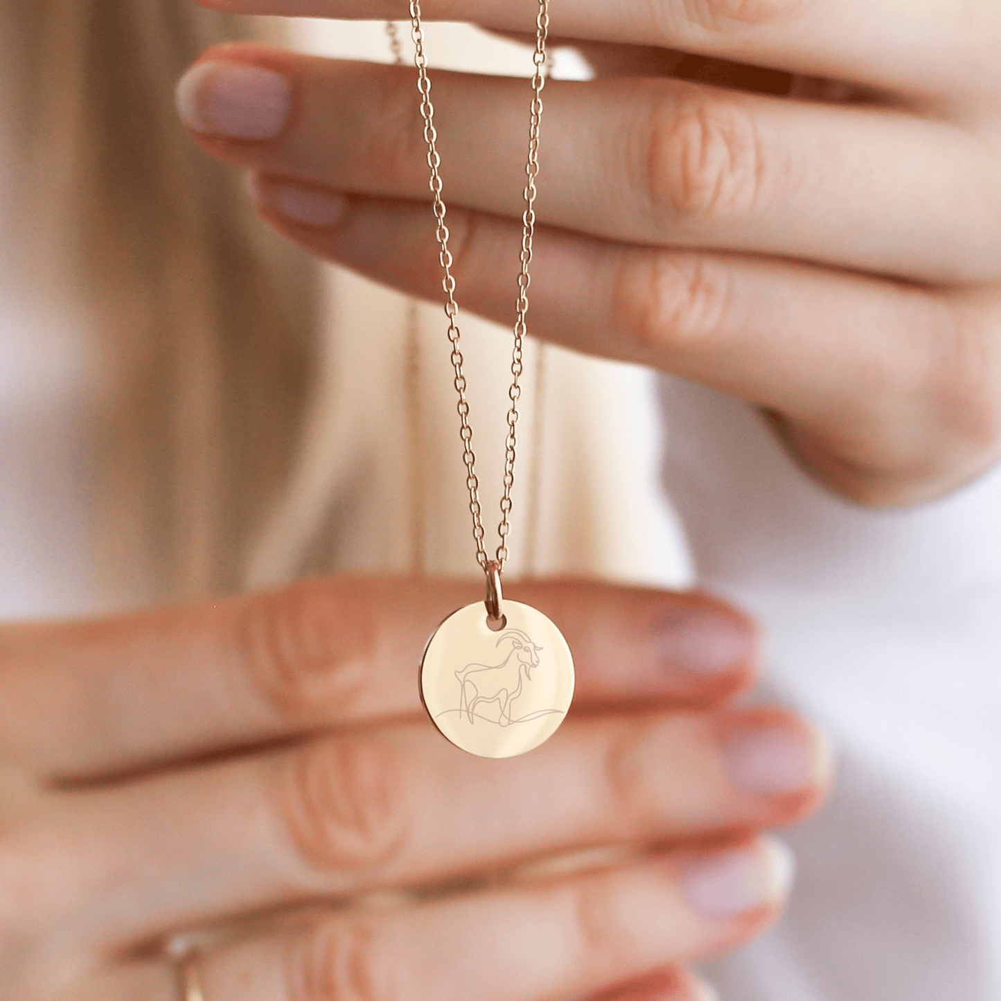 GOAT Necklace - Greatest of All Time - Vinci Woman