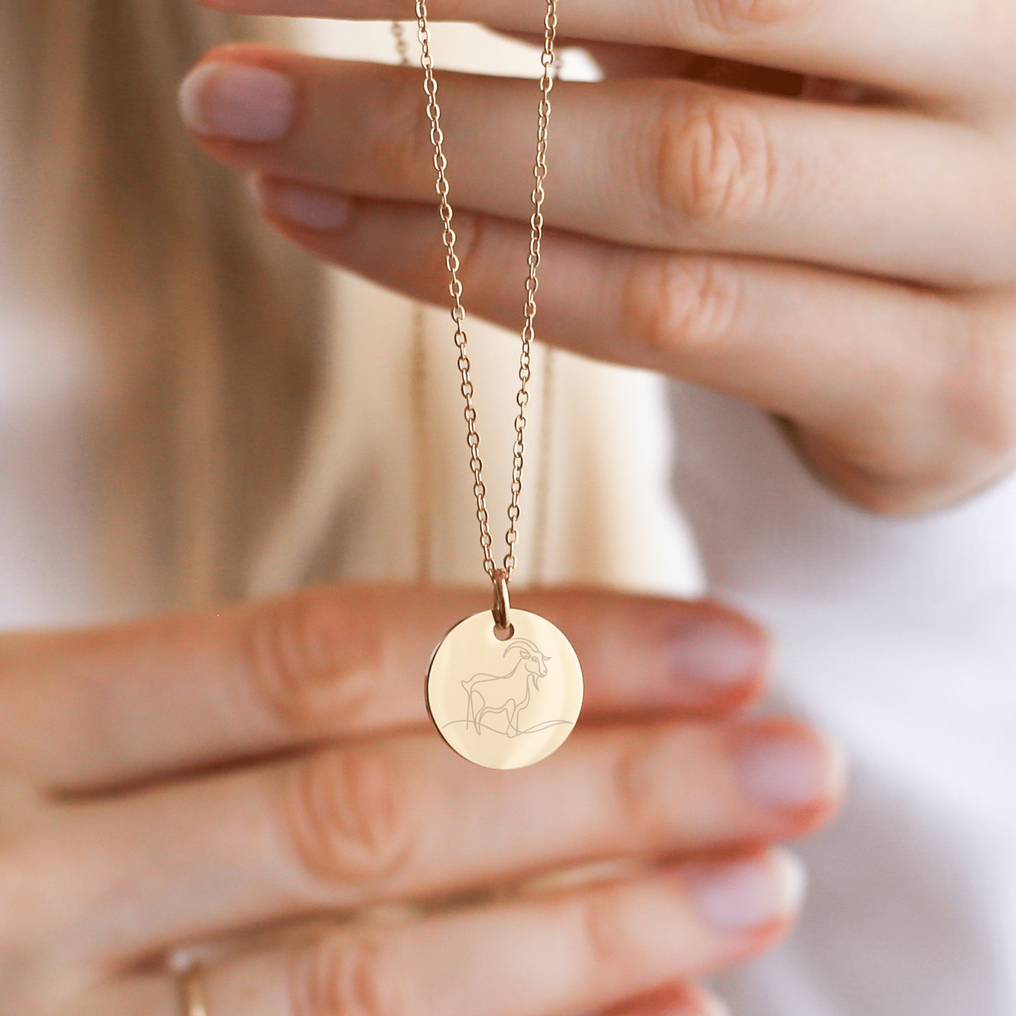 GOAT Necklace - Greatest of All Time - Vinci Woman