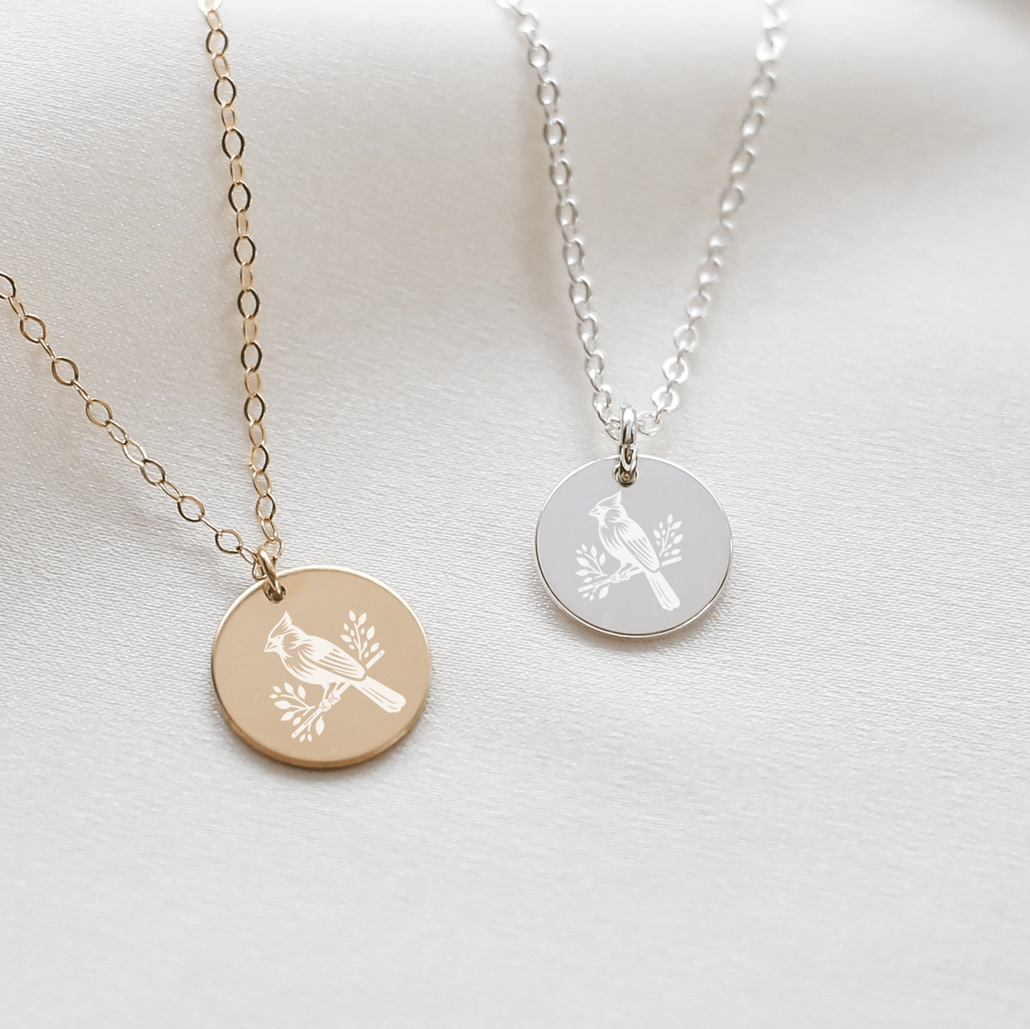 Cardinal Necklace – Memorial Gift for Loss and Remembrance - Vinci Woman