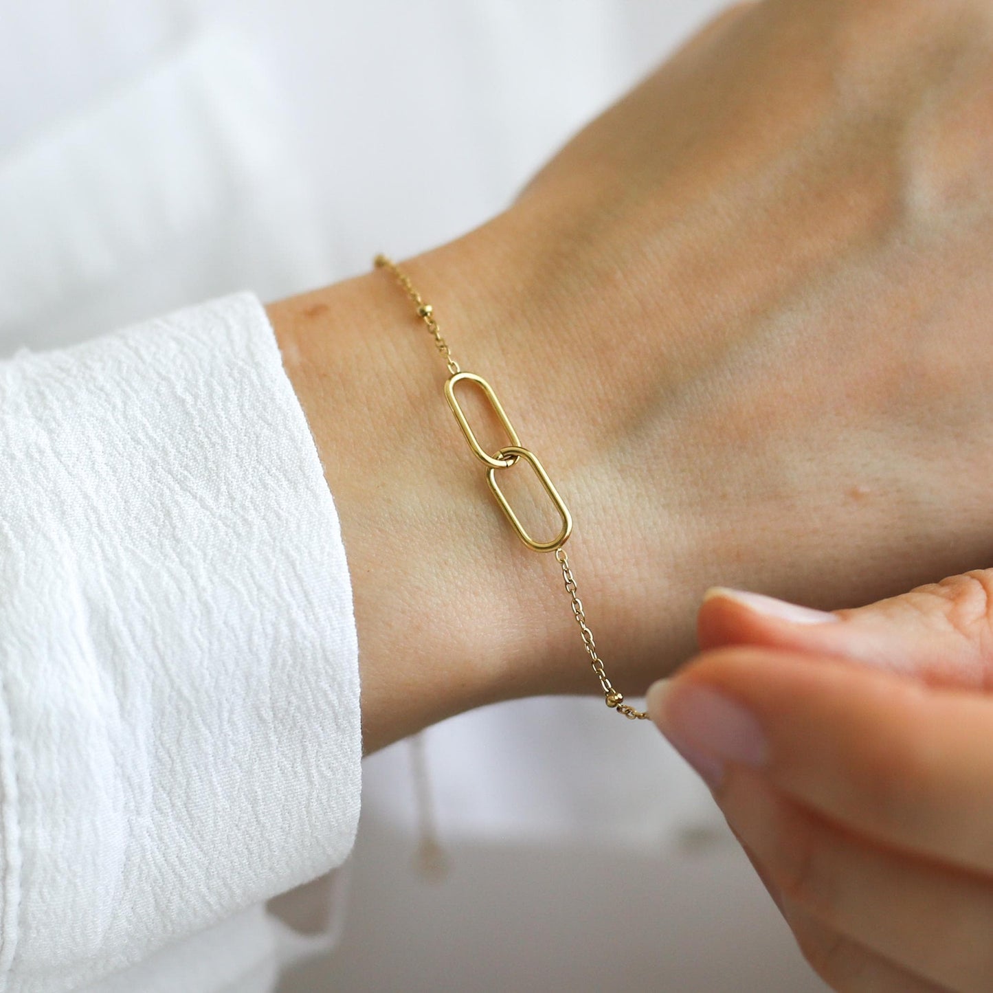 Strength Necklace - Vinci Woman