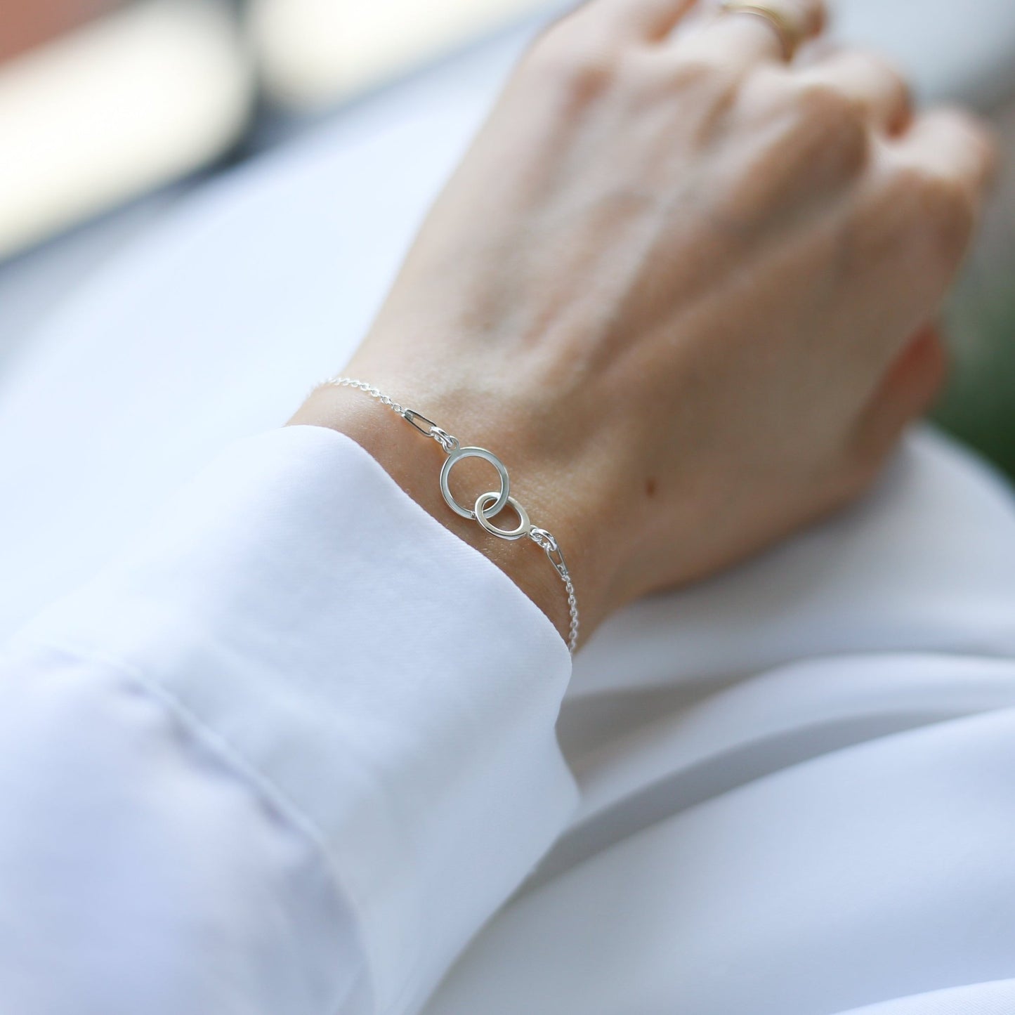 Grandmother & Granddaughter Bracelet – Interlocking Circles - Vinci Woman