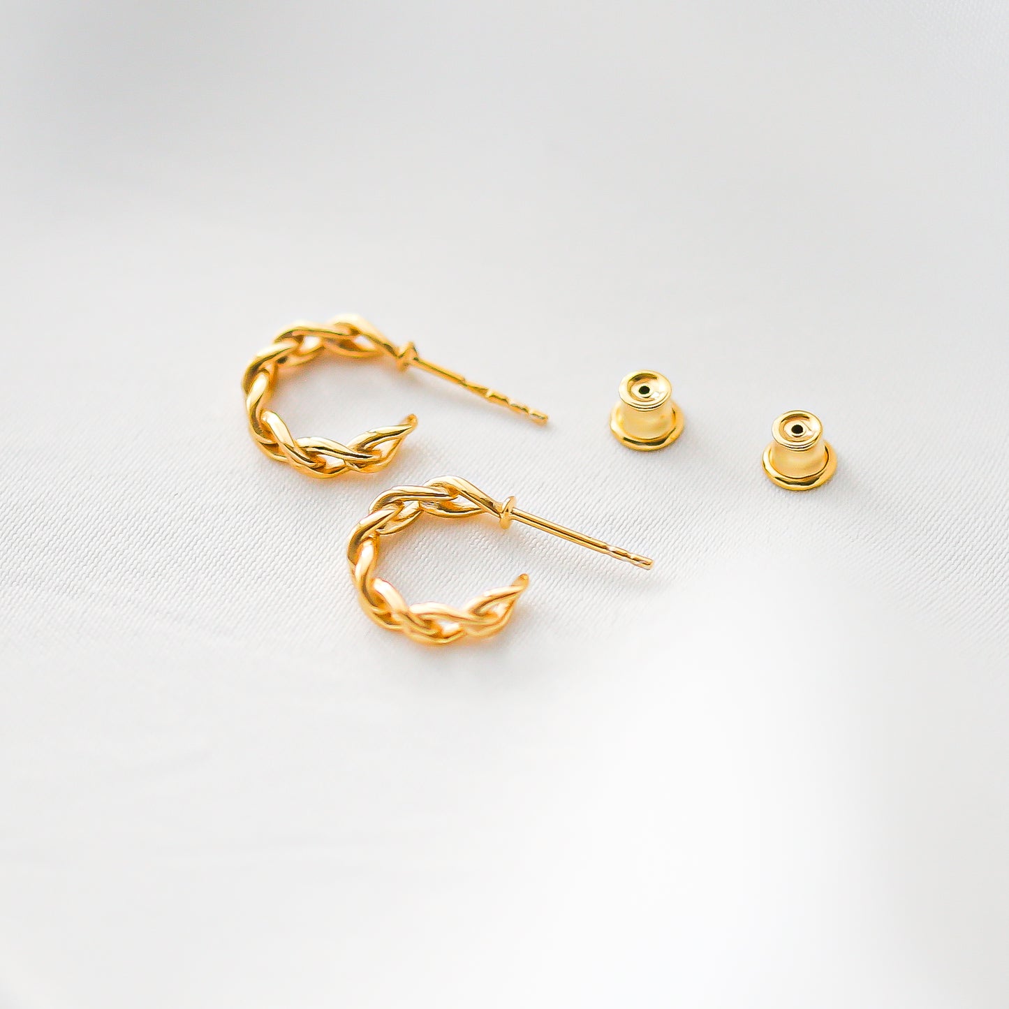 Chain Huggies Earrings - 24k Gold Vermeil - Vinci Woman