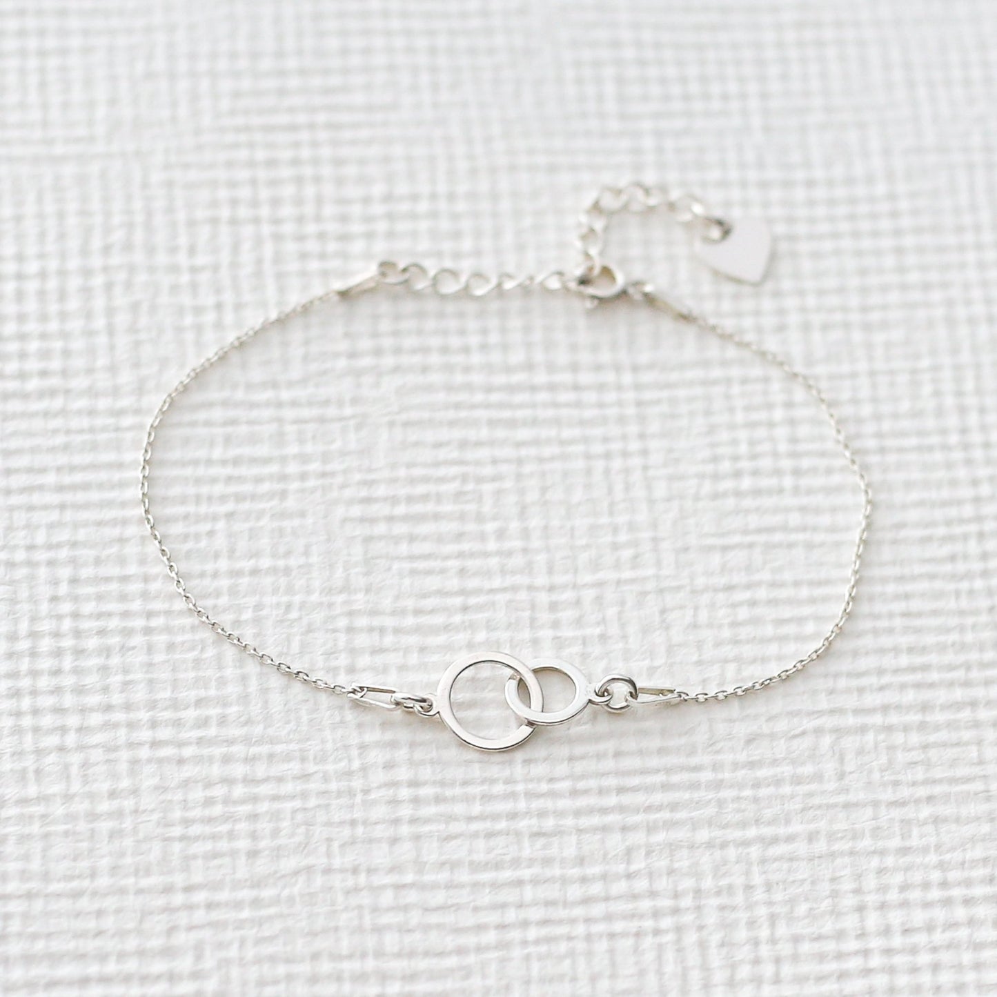 Grandmother & Granddaughter Bracelet – Interlocking Circles - Vinci Woman
