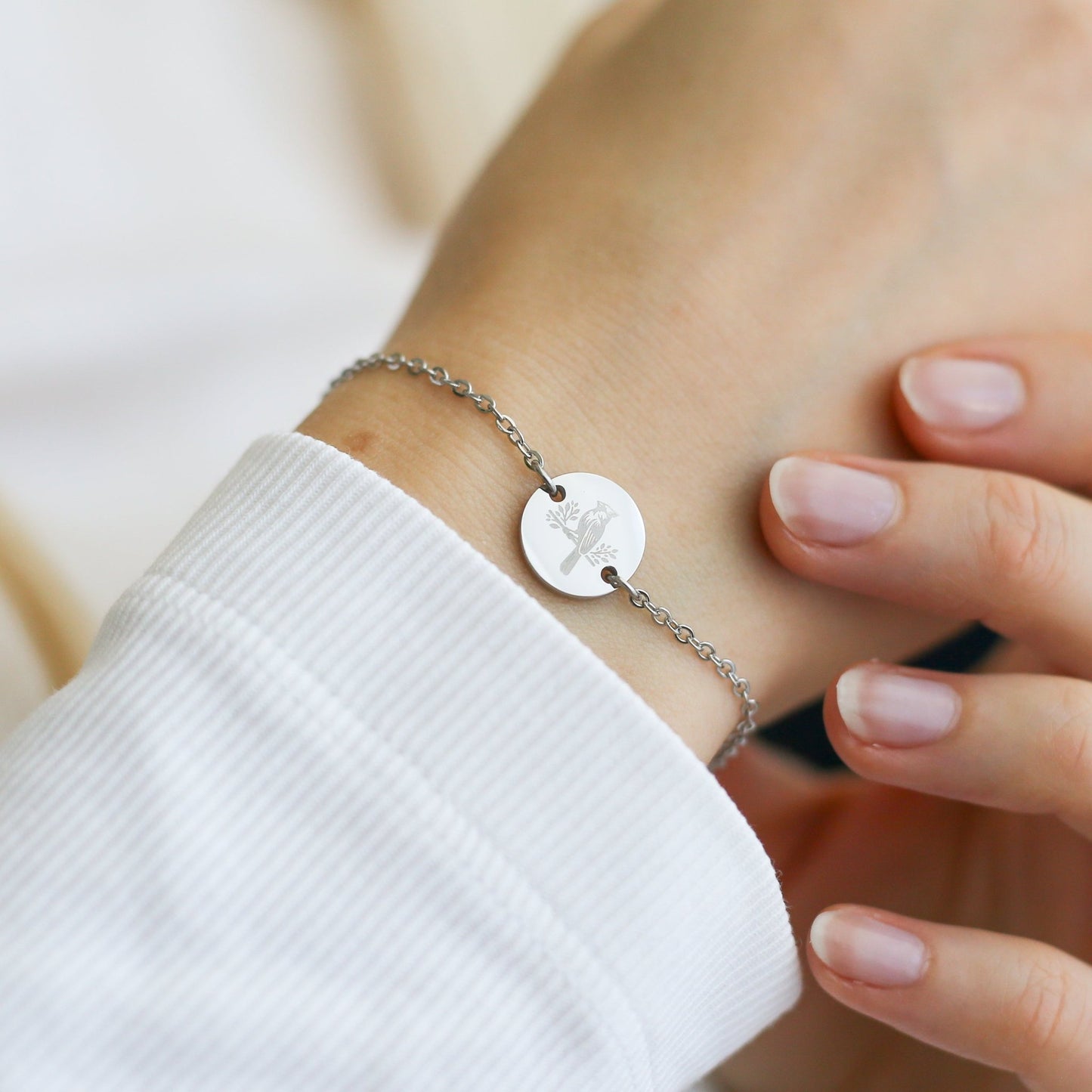 Cardinal Bracelet – Memorial Gift for Loss and Remembrance - Vinci Woman