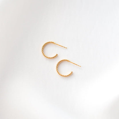 Rope Huggies Earrings - 24k Gold Vermeil - Vinci Woman