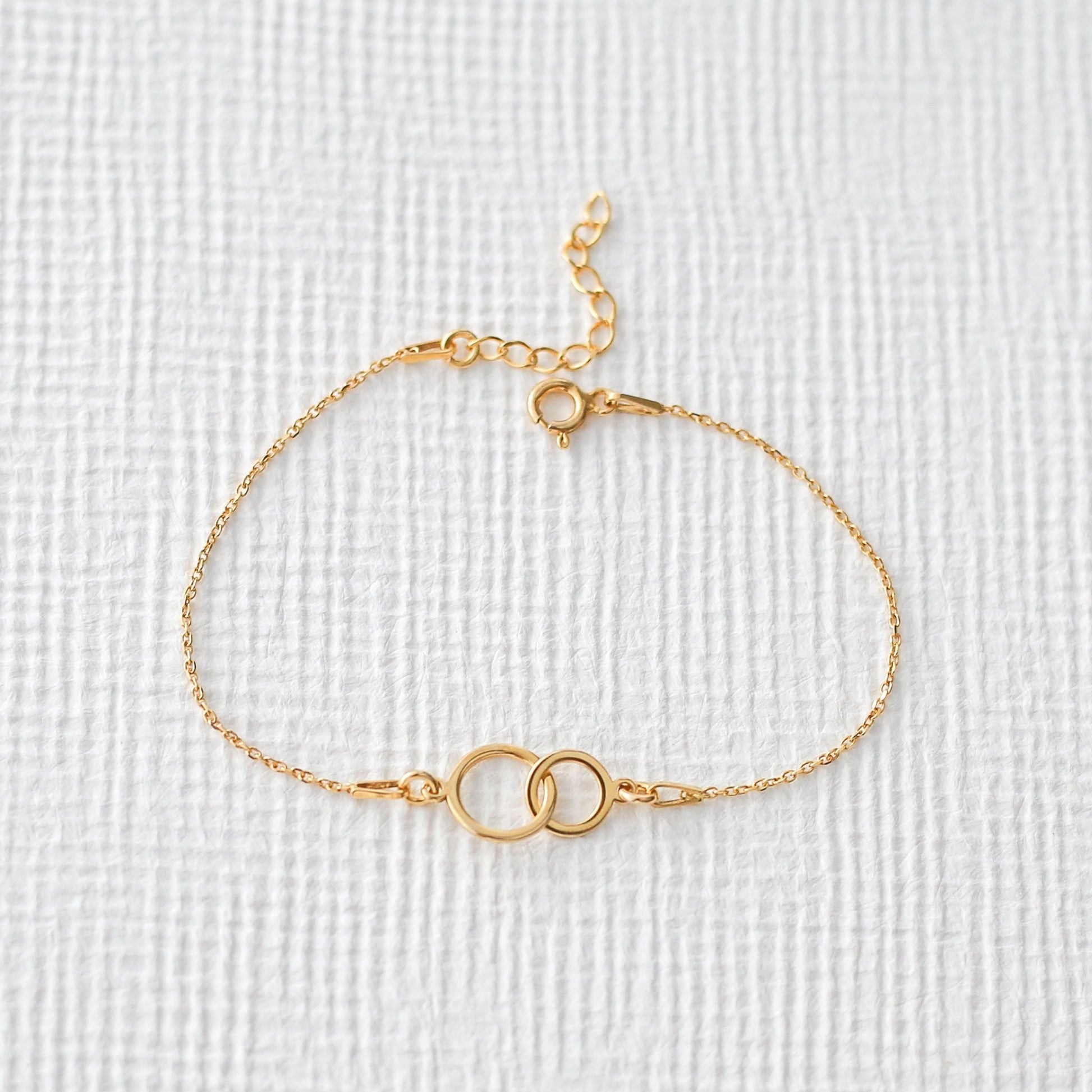 New Beginnings Bracelet - Interlocking Circles - Vinci Woman