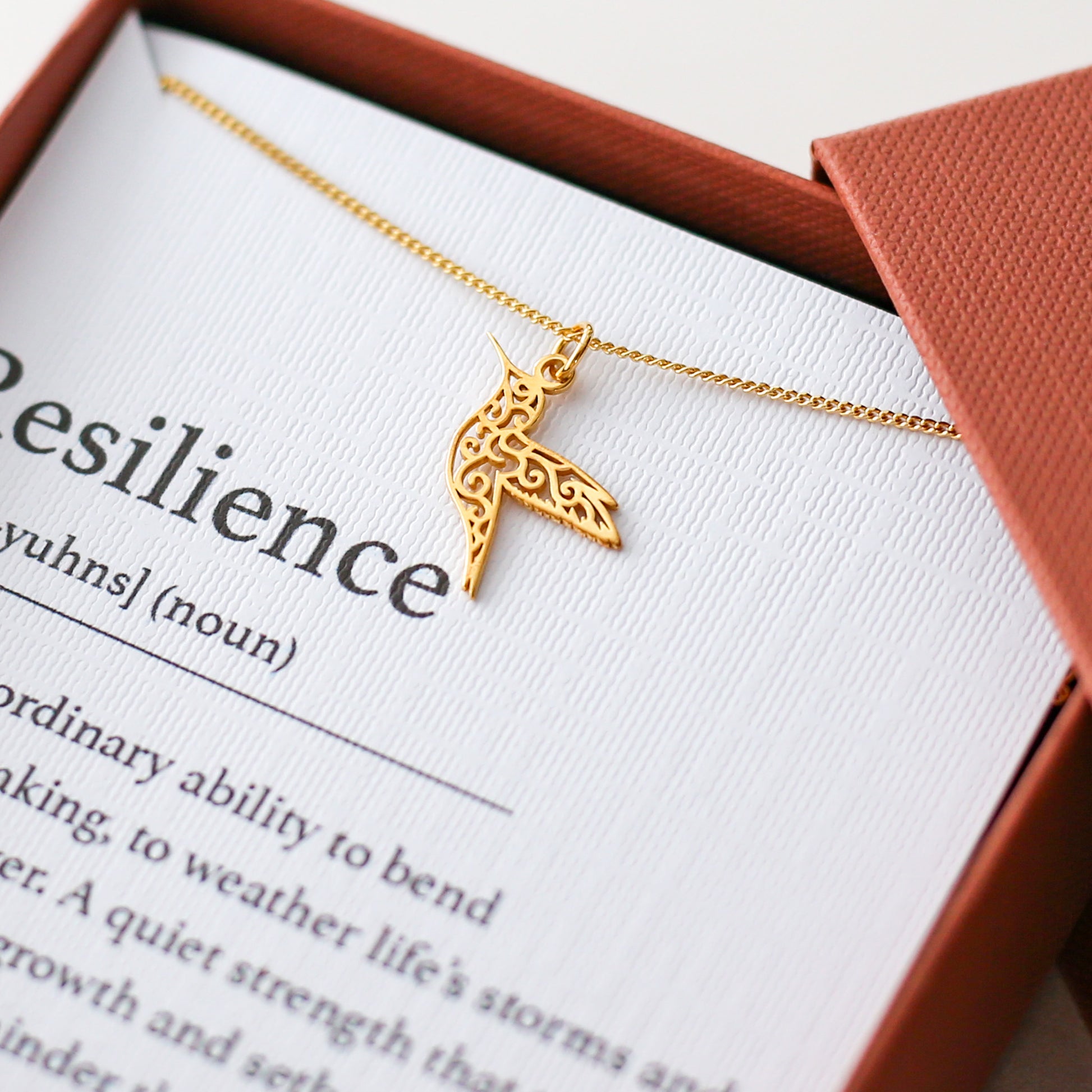 Resilience - Hummingbird Necklace - Vinci Woman
