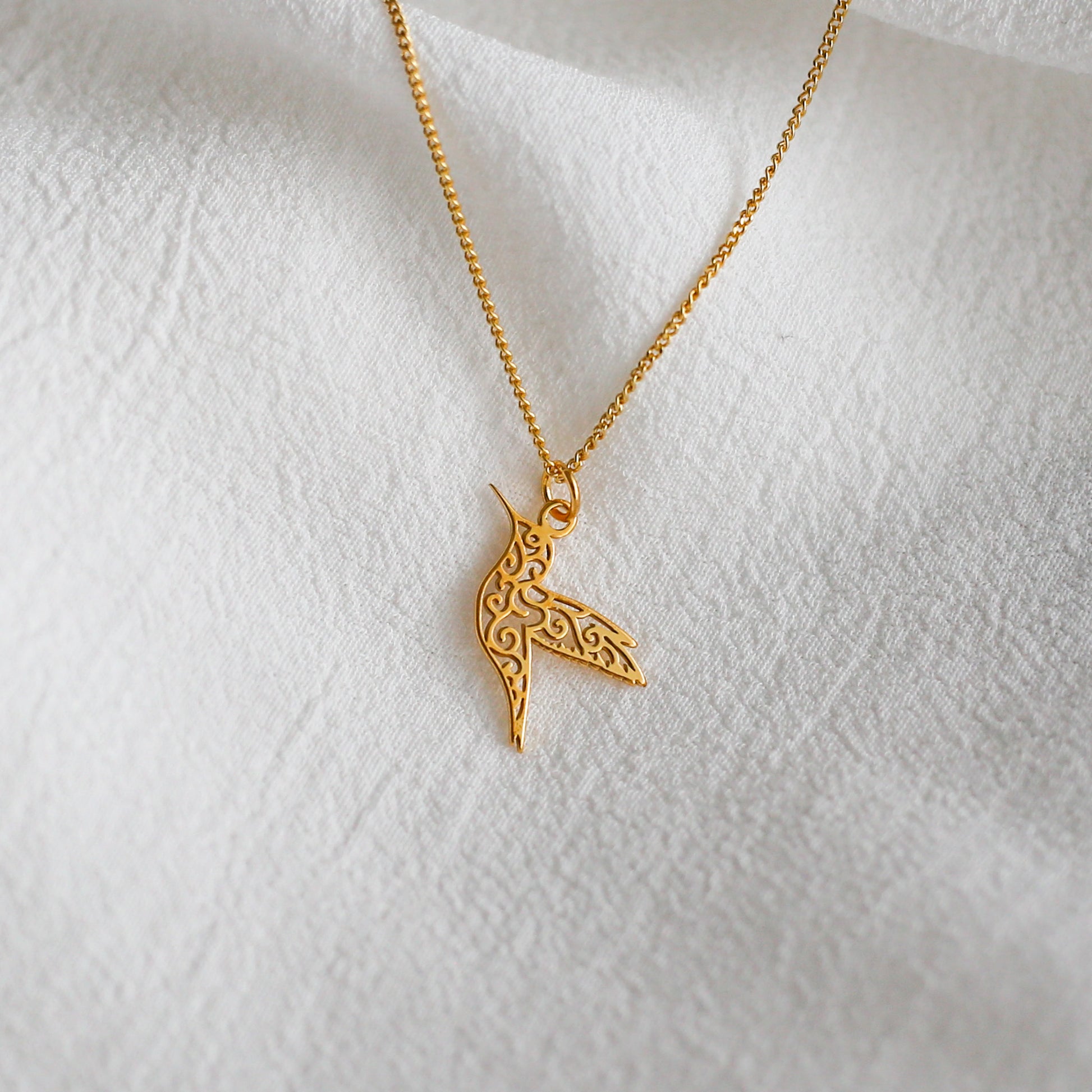 Resilience - Hummingbird Necklace - Vinci Woman