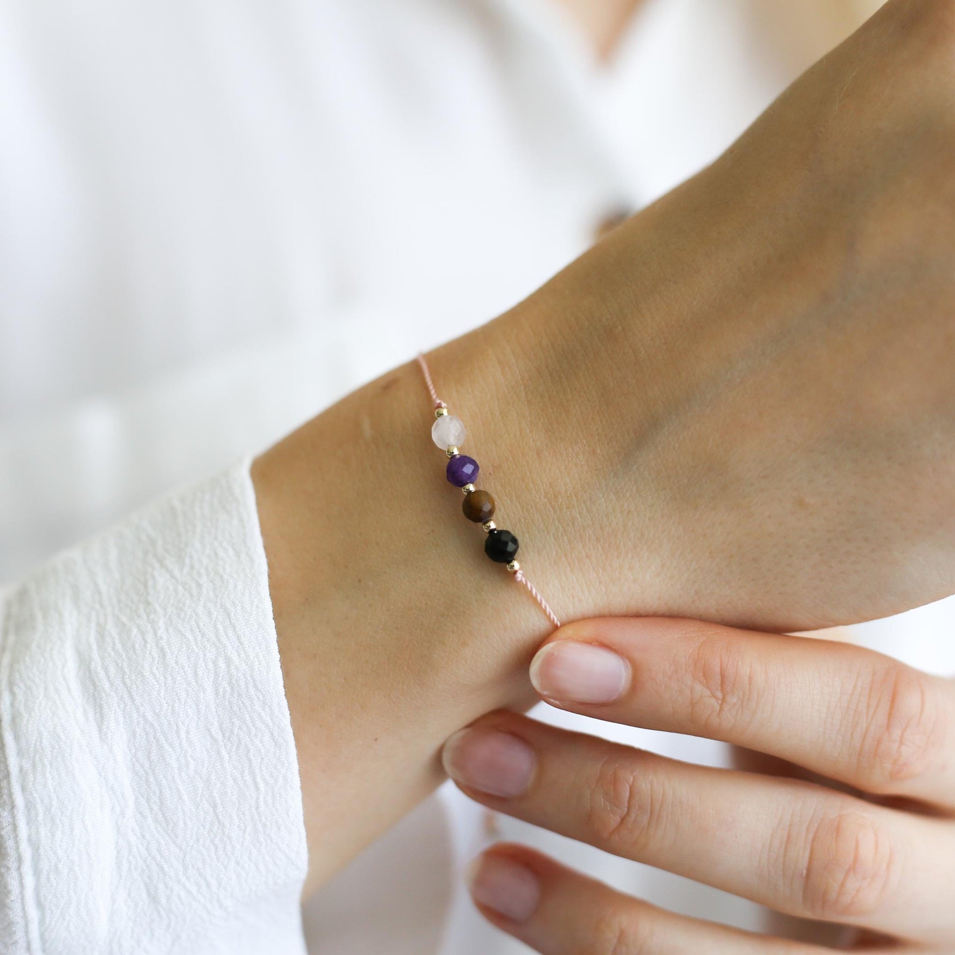 Empath Protection Bracelet - Emotional Support for Sensitive Souls - Vinci Woman