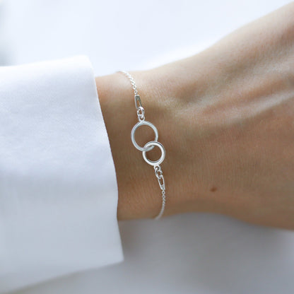 Grandmother & Granddaughter Bracelet – Interlocking Circles - Vinci Woman