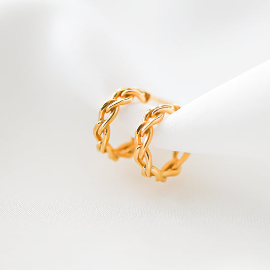 Chain Huggies Earrings - 24k Gold Vermeil