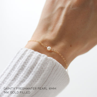 Dainty Freshwater Pearl Bracelet
