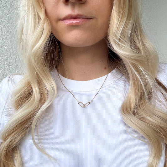 Interlocking Minimalist Necklace - Vinci Woman