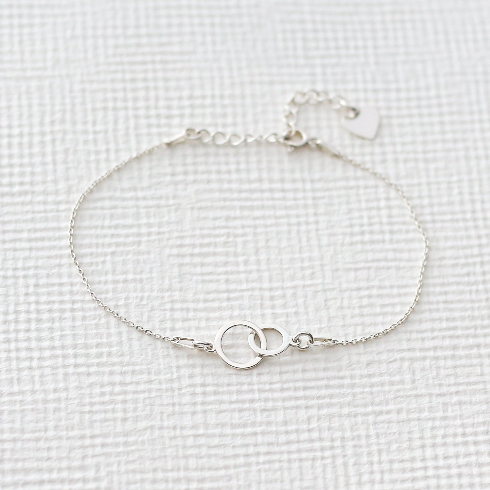 Grandmother & Granddaughter Bracelet – Interlocking Circles - Vinci Woman